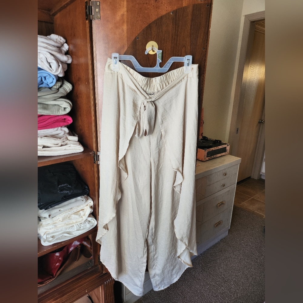 Boho Beige Flowy Pants